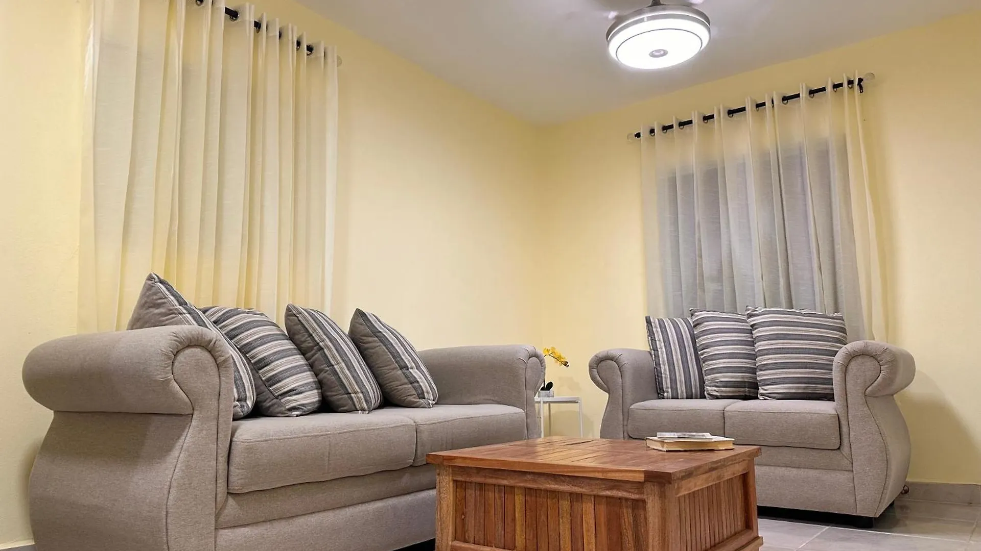 Home Close To The Beach, Free Wifi & Parking, In Quiet Neighborhood Equipped With Acs Nagua