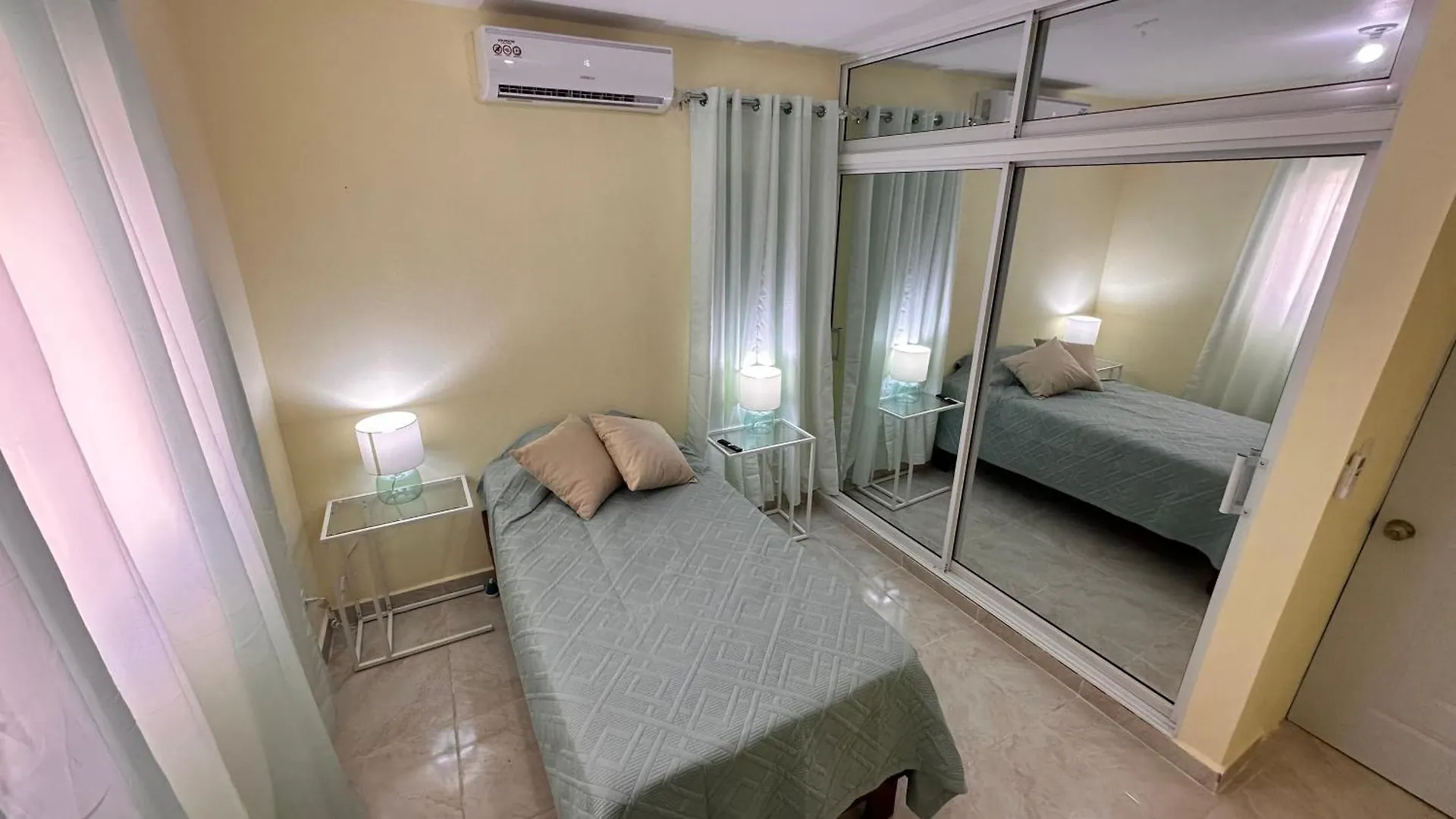 Home Close To The Beach, Free Wifi & Parking, In Quiet Neighborhood Equipped With Acs Nagua Dominican Republic