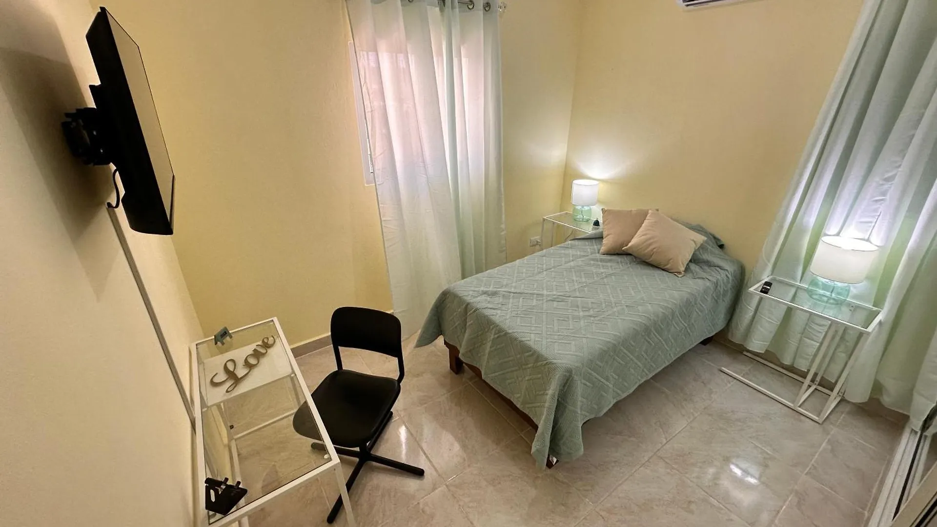 Holiday home Home Close To The Beach, Free Wifi & Parking, In Quiet Neighborhood Equipped With Acs Nagua
